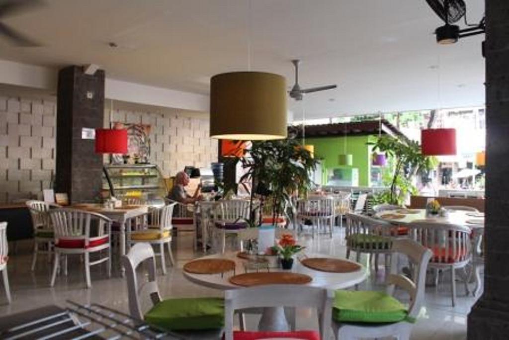 Hotel Karthi Kuta Kuta  Luaran gambar