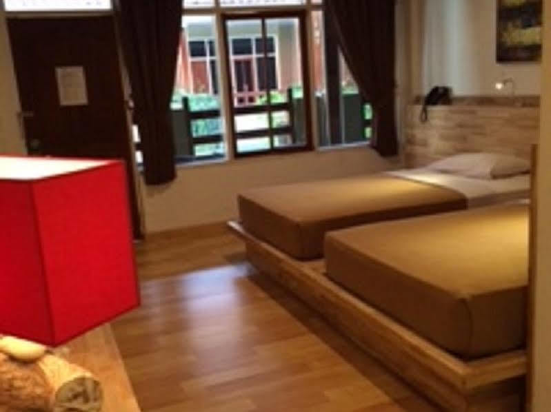 Hotel Karthi Kuta Kuta  Luaran gambar